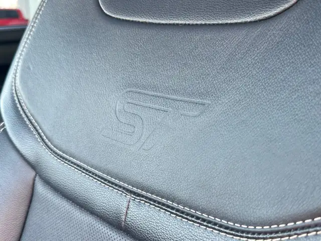 2020 Ford Explorer ST ST|Leather|Big Screen! - Photo 11