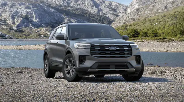 2026 Ford Explorer ACTIVE | ACTIVE COMFORT PACKAGE | PANO ROOF - Photo 8