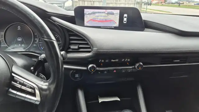 2019 Mazda MAZDA3 GT, 2 SETS OF TIRES, WELL MAINTAINED, CERTIFIE - Photo 12