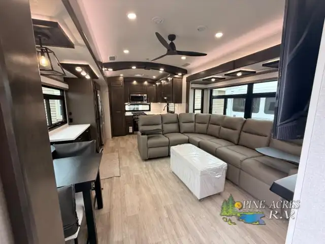 2026 Heartland Bighorn 39RK - Photo 12