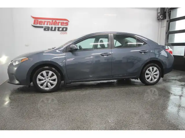 2015 Toyota Corolla LE - Photo 4