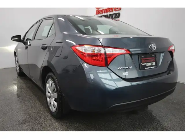 2015 Toyota Corolla LE - Photo 11