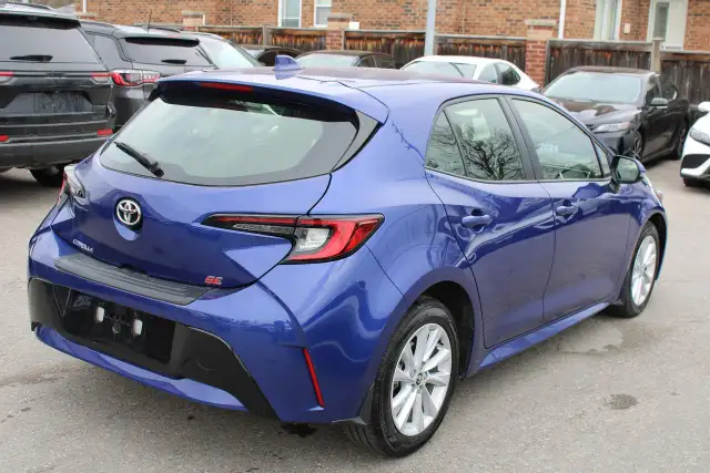 2025 Toyota Corolla SE - Photo 6