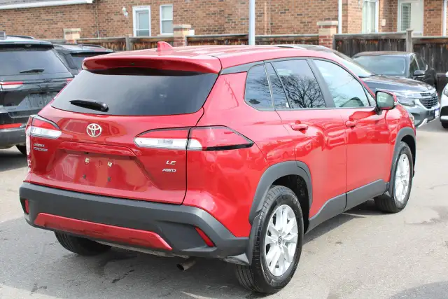 2024 Toyota Corolla Cross LE AWD - Photo 6