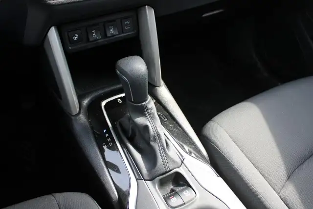 2024 Toyota Corolla Cross LE AWD - Photo 15