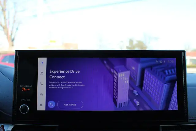 2025 Toyota Sienna XSE - Photo 17