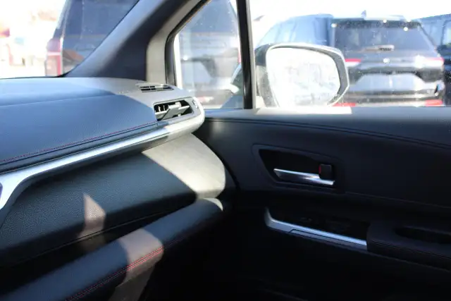 2025 Toyota Sienna XSE - Photo 20