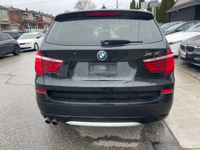 2012 BMW X3 xDrive28i - Photo 6