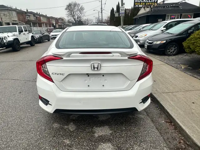 2017 Honda Civic LX Runs like new! - Photo 4