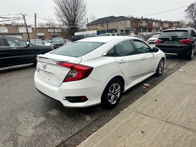 2017 Honda Civic LX Runs like new! - Photo 5