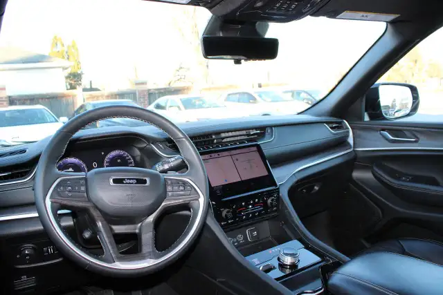 2024 Jeep Grand Cherokee LIMITED 4X4 - Photo 11