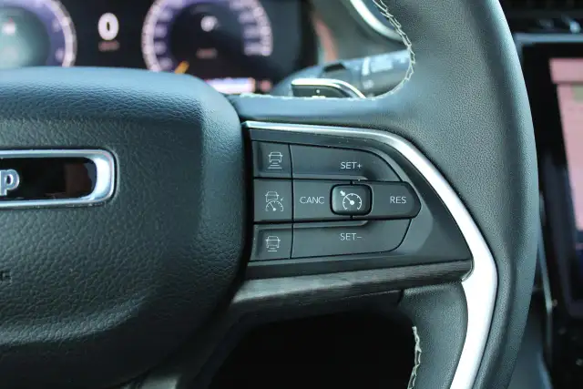 2024 Jeep Grand Cherokee LIMITED 4X4 - Photo 15