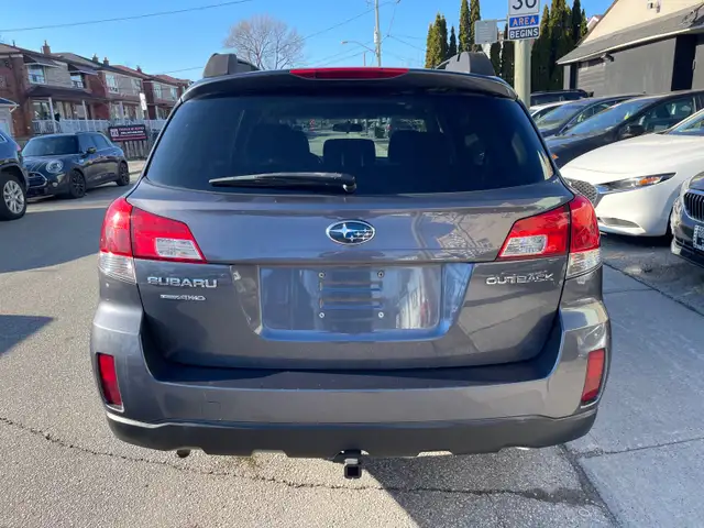 2014 Subaru Outback 2.5i Touring Package - Photo 6