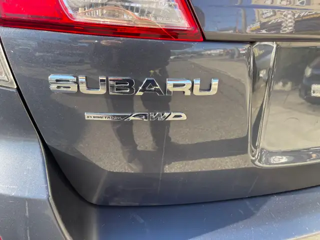 2014 Subaru Outback 2.5i Touring Package - Photo 8