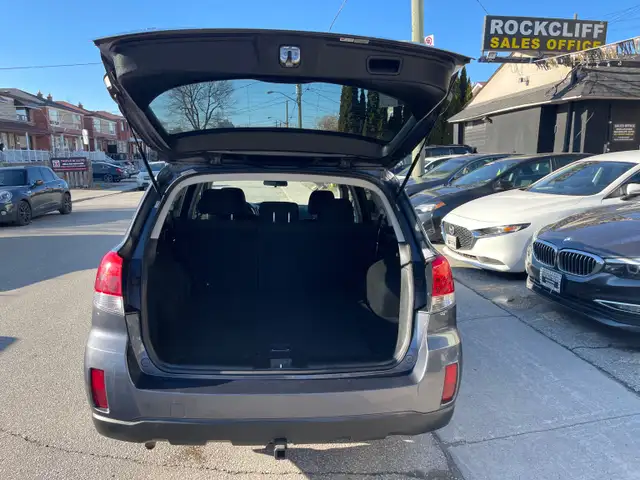 2014 Subaru Outback 2.5i Touring Package - Photo 9