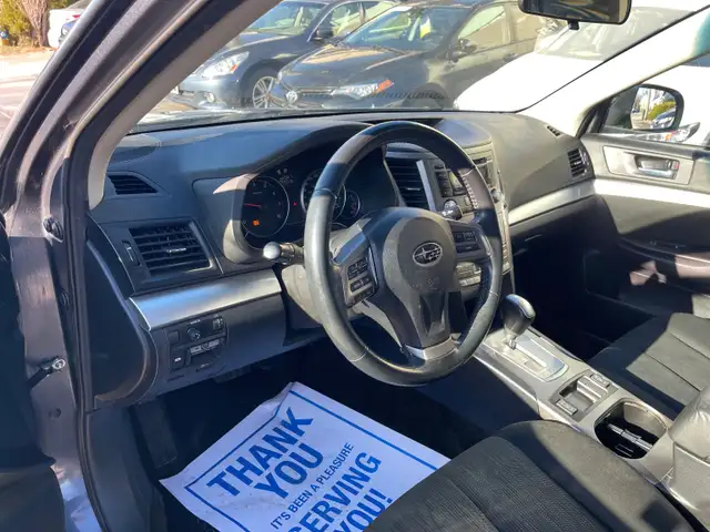 2014 Subaru Outback 2.5i Touring Package - Photo 12