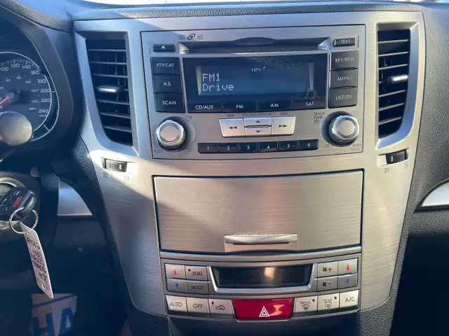 2014 Subaru Outback 2.5i Touring Package - Photo 17