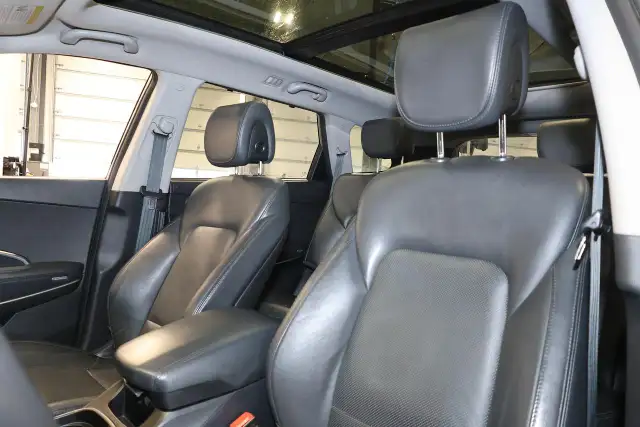 2017 Hyundai Santa Fe XL AWD - PANO|LEATHER|NAVI|CAMERA|BLINDSPO - Photo 7