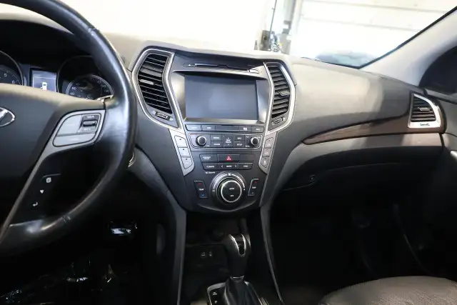 2017 Hyundai Santa Fe XL AWD - PANO|LEATHER|NAVI|CAMERA|BLINDSPO - Photo 13