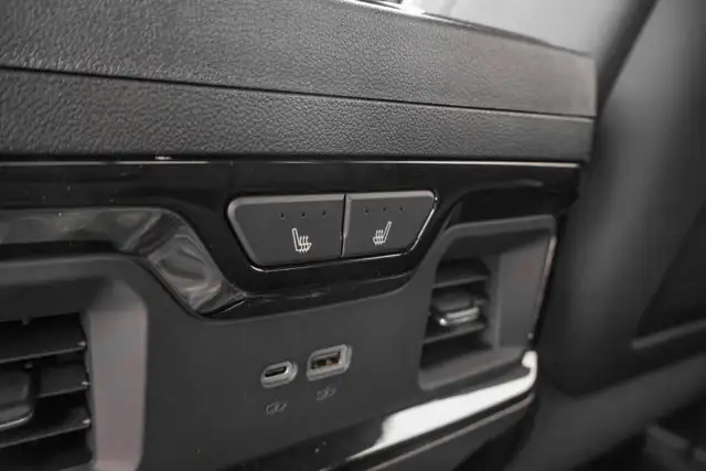 2026 GMC Sierra 1500 AT4X - Photo 34