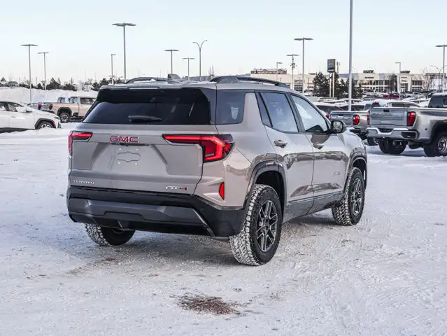2026 GMC Terrain AWD AT4 - Photo 8