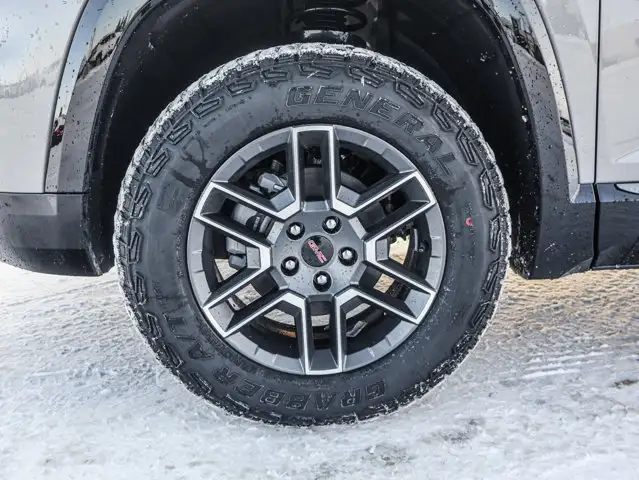 2026 GMC Terrain AWD AT4 - Photo 9