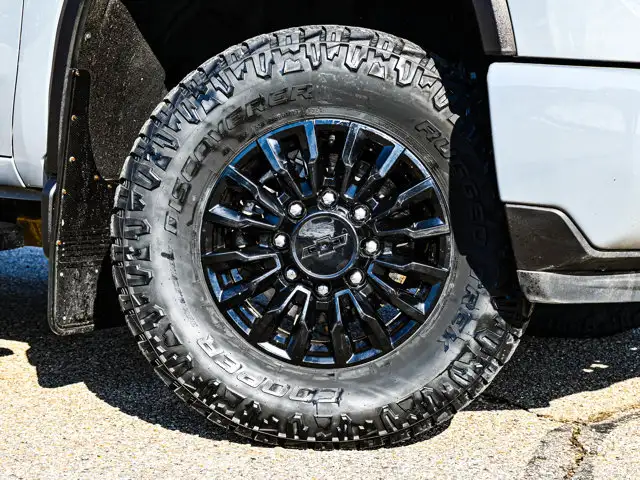 2024 Chevrolet Silverado 3500HD LTZ Z71 Sport Edition 6.6L - Photo 5