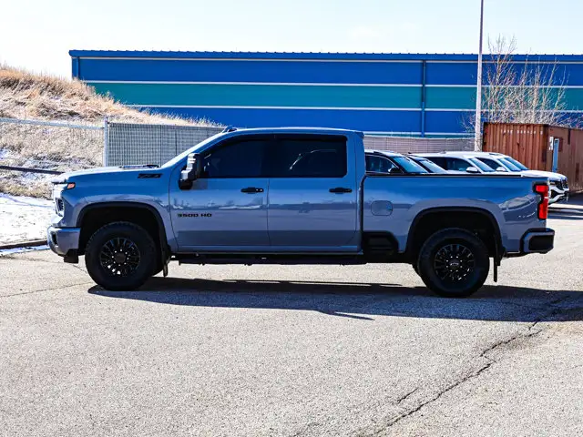 2024 Chevrolet Silverado 3500HD LTZ Z71 Sport Edition 6.6L - Photo 10