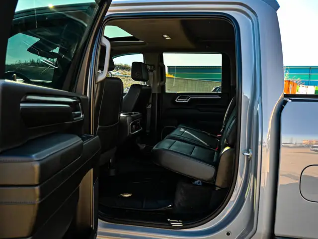 2024 Chevrolet Silverado 3500HD LTZ Z71 Sport Edition 6.6L - Photo 33