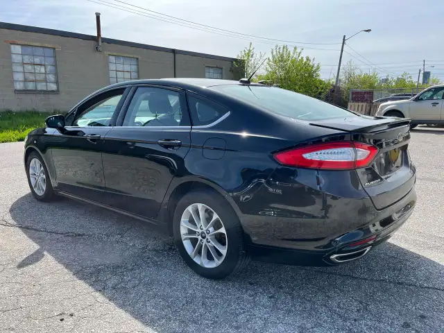 2020 Ford Fusion Hybrid SE - Photo 3