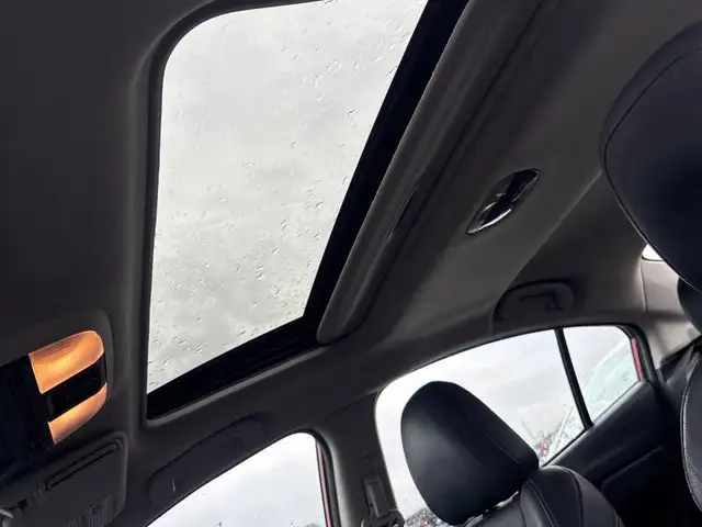 2017 SUBARU IMPREZA LTD SPORT-TECH PKG | 1 OWNER | CLEAN CARFAX - Photo 8