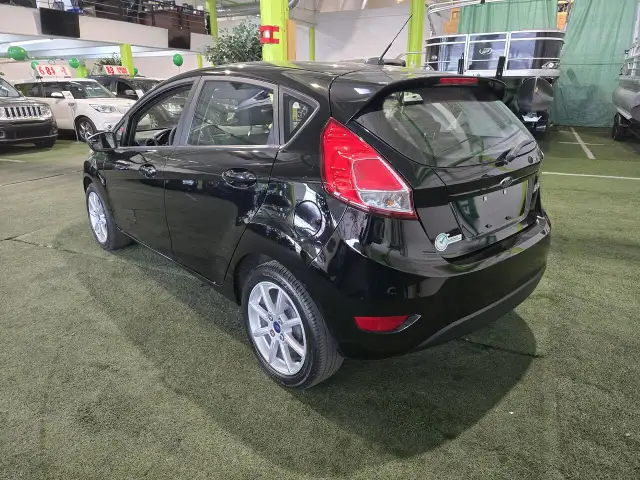 2017 Ford Fiesta 5dr HB S - Photo 4