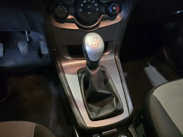 2017 Ford Fiesta 5dr HB S - Photo 18