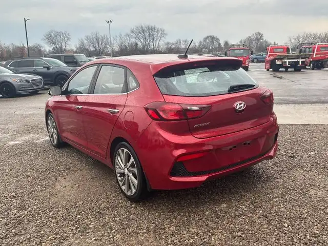 2019 HYUNDAI ACCENT LIMITED EDITION | 1 OWNER | LOADED - Photo 3