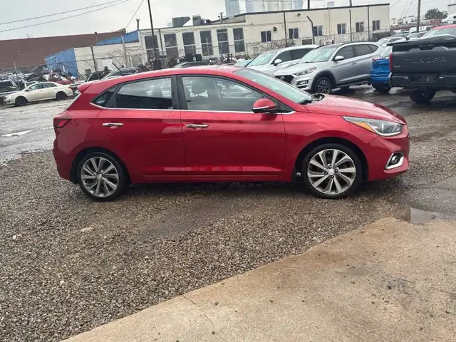 2019 HYUNDAI ACCENT LIMITED EDITION | 1 OWNER | LOADED - Photo 5