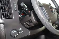GMC Savana Cargo CUBE 12 PIEDS DECK 6.6 LITRES 12 KM / CAMION NE - Photo 15