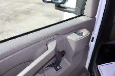 GMC Savana Cargo CUBE 12 PIEDS DECK 6.6 LITRES 12 KM / CAMION NE - Photo 22