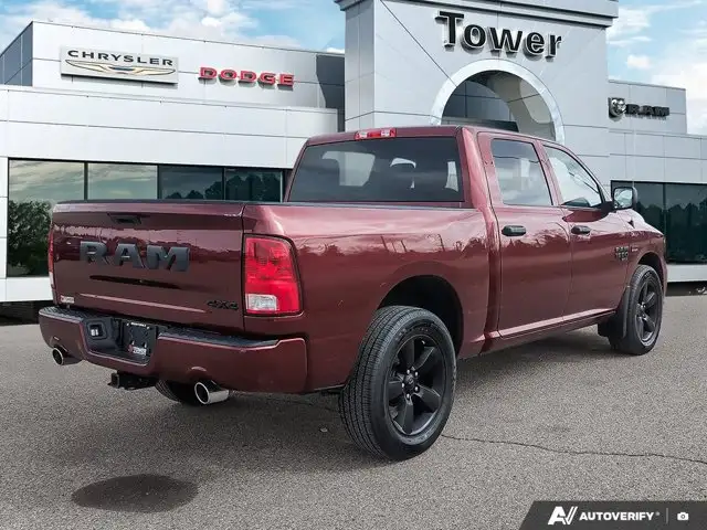 2019 Ram 1500 Classic Express | 5.7L Hemi | Low KM | Night - Photo 7
