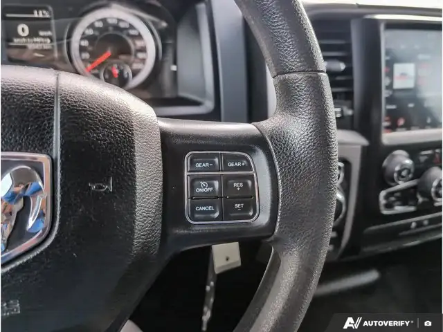2019 Ram 1500 Classic Express | 5.7L Hemi | Low KM | Night - Photo 20