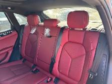 2024 Porsche Macan - Photo 6