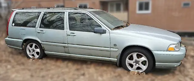 Volvo V70 T5 Frost Green - Photo 2