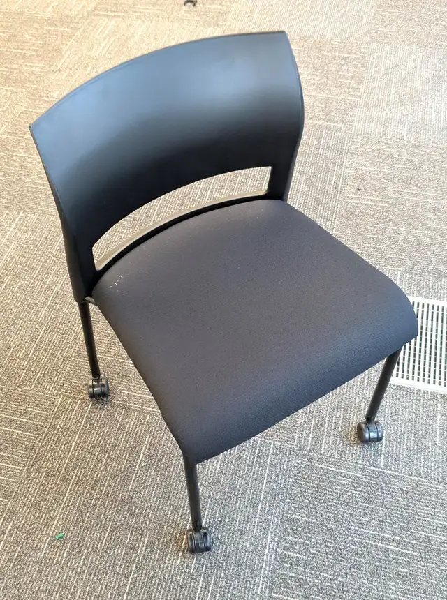 Steelcase Move Stackable Chair –Excellent Condition!