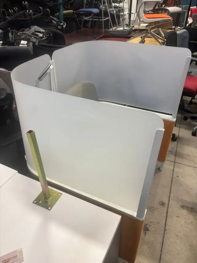 Steelcase Brody Privacy Lounge Chair with Study Pod! - Photo 6