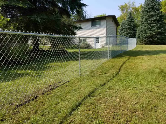 Fence, Chainlink, Vinyl fence - Photo 7