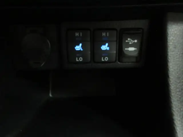 TOYOTA COROLLA 2016 LE AUTOMATIQUE AIR CLIMATISE 93 700 KM SEULE - Photo 17