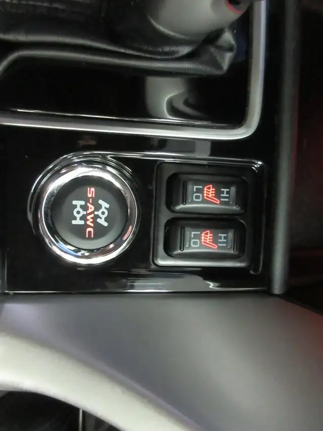 MITSUBISHI ECLIPSE CROSS 2019 SE S-AWC  46 300 KM  UNIQUE PR - Photo 19