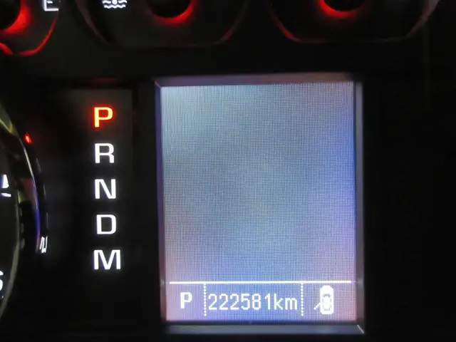 GMC SIERRA 1500 2015 CREW-CAB BOITE 6 1/2 V-8 5.3 LITRES 4X4 TRE - Photo 5