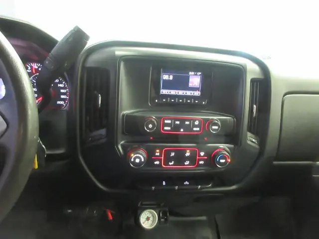 GMC SIERRA 1500 2015 CREW-CAB BOITE 6 1/2 V-8 5.3 LITRES 4X4 TRE - Photo 12