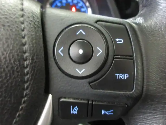 TOYOTA COROLLA 2017 XSE AUTOMATIQUE CUIR CHAUFFANT TOIT OUVRANT - Photo 8