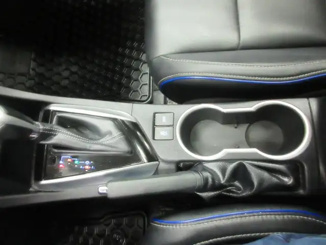 TOYOTA COROLLA 2017 XSE AUTOMATIQUE CUIR CHAUFFANT TOIT OUVRANT - Photo 18